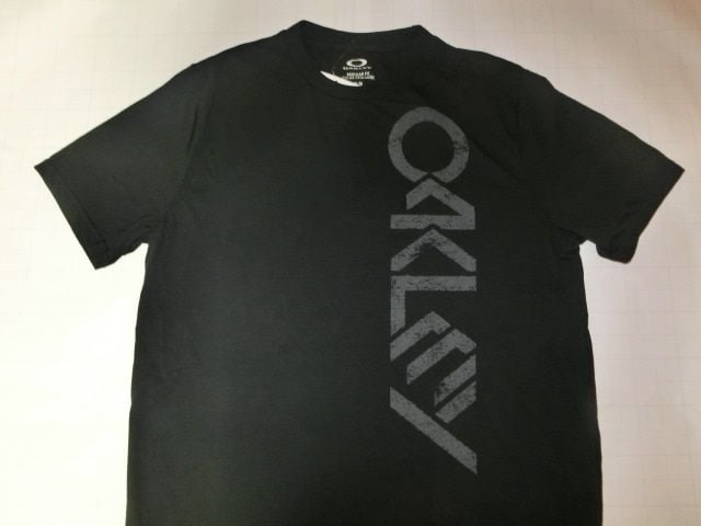 Usa購入オークレー Oakley ロゴプリントtシャツus S ブラック オークリー Oakley 新品 中古のオークション モバオク