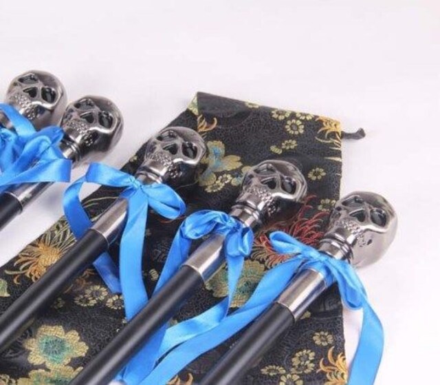 送料無料 黒執事 シエル ドクロ ステッキ 杖 コスプレ道具 新品 送料無料 黒執事 シエル ドクロ ステッキ 杖 コスプレ道具 新品